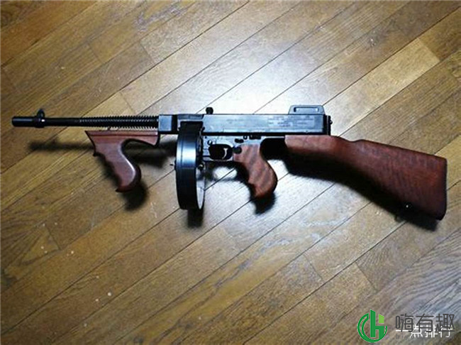 汤普森M1921冲锋枪